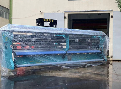 Ultime notizie aziendali su Precauzioni per il trasporto della macchina per maglieria del filo di ordito nei giorni piovosi