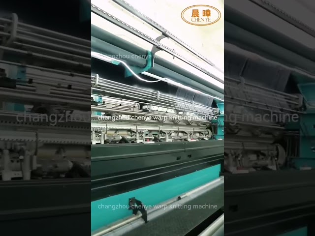 Macchina per la fabbricazione di reti di protezione UV con larghezza di lavoro personalizzabile e alta velocità (200-450 giri al minuto)