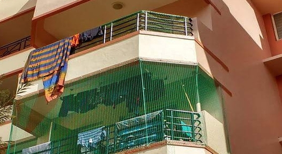 Macchina per l'ombra a doppio ago Macchina per l'ombra a doppio ago Macchina per l'ombra a doppio ago DRCA Tipo di materiale vergine HDPE Sunshine Green Shading Net Making Machine