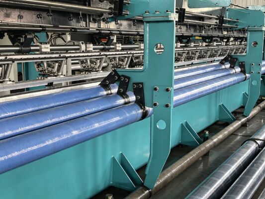 Macchina per maglieria a trama larga per la produzione di reti su larga scala